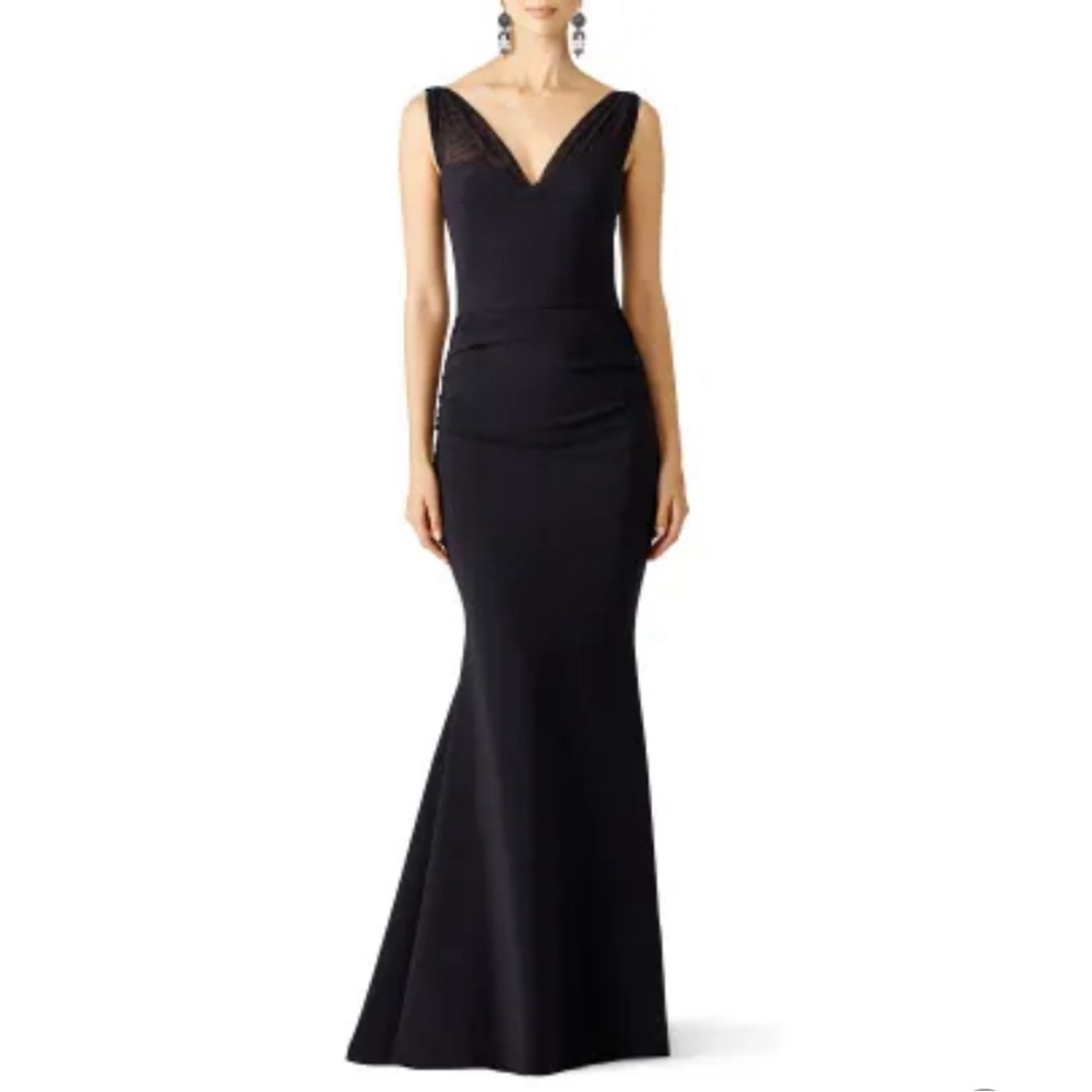 La Petite Robe di Chiara Boni
Black Lace Illusion Gown size 12
